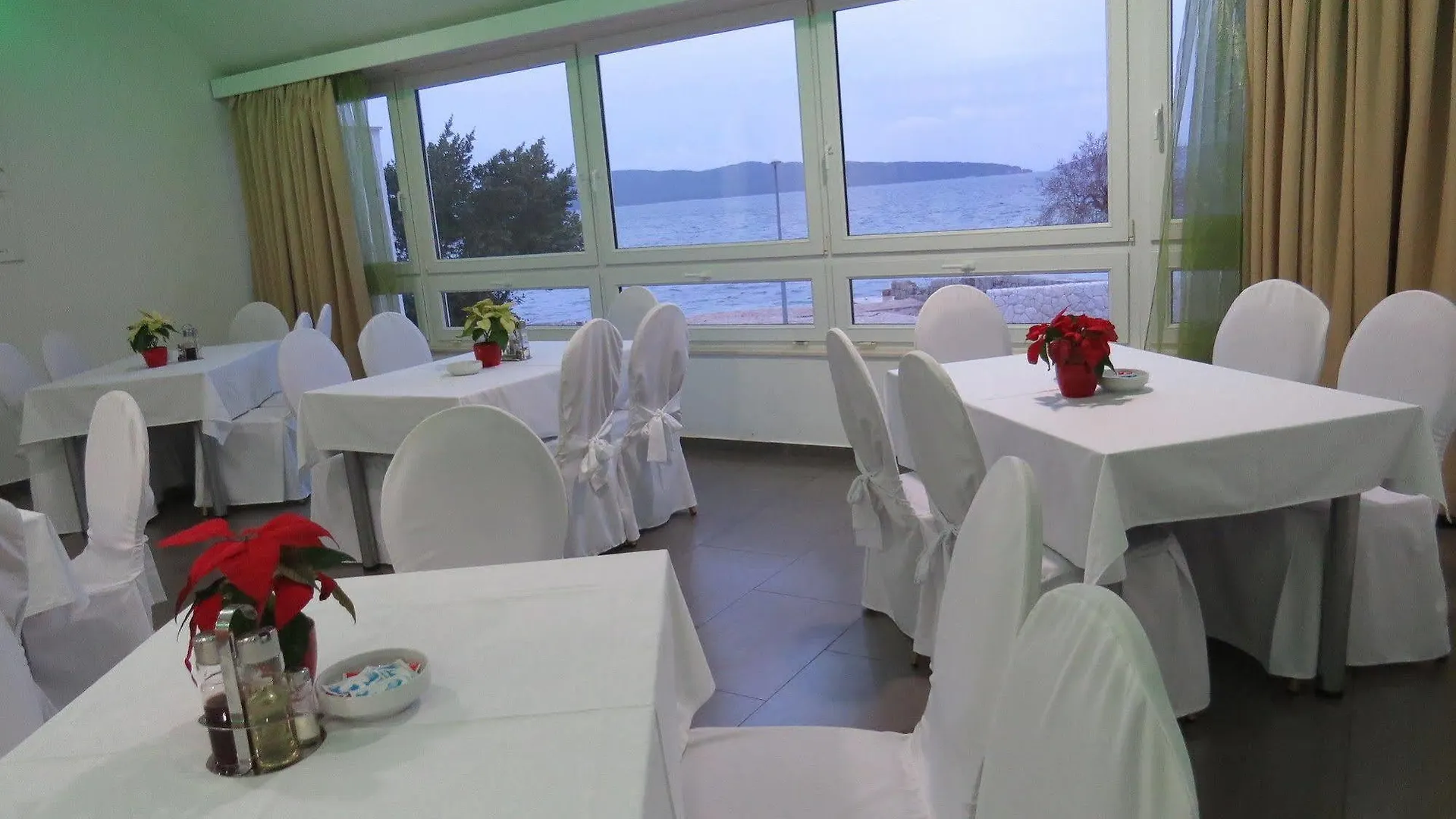 Hotel Ballet School Kaštela 3*,  Κροατία